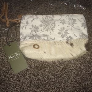 Myra wristlet large